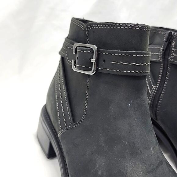 CLARK'S MAYE STRAP BLACK LEATHER ZIPPER/BUCKLE/CLOSURE ALMOND-TOE LADIES 8 NWOB - Picture 8 of 16